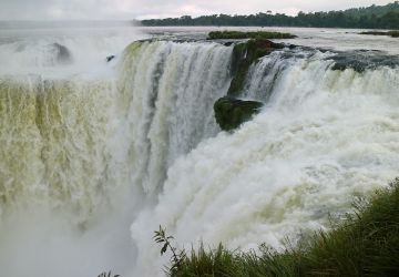 Iguazú Falls