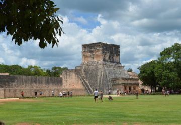 pre-Columbian Maya city of Chichen Itza