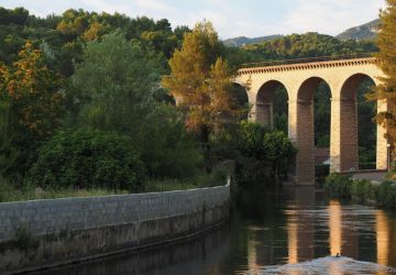 view of L'Isle-sur-la-Sorgue, a town in Provence